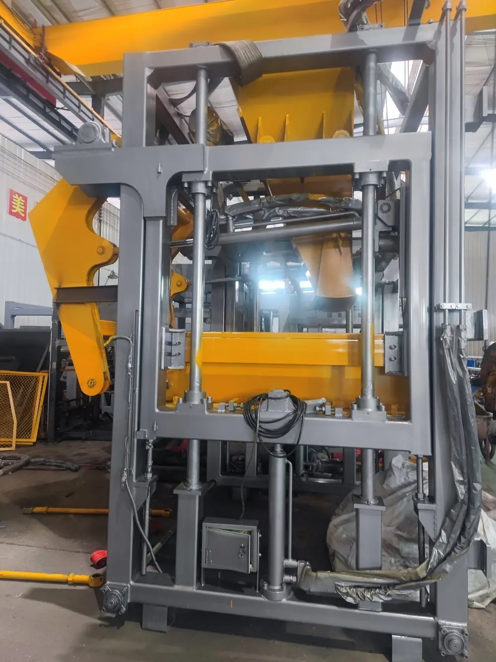 Interlocking Paver Block Machine by YIXIN 3