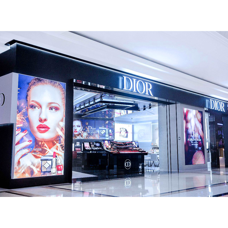 Pantalla LED transparente para tienda de ropa Panel de pared de pantalla LED transparente gigante de 1000*1000mm 7