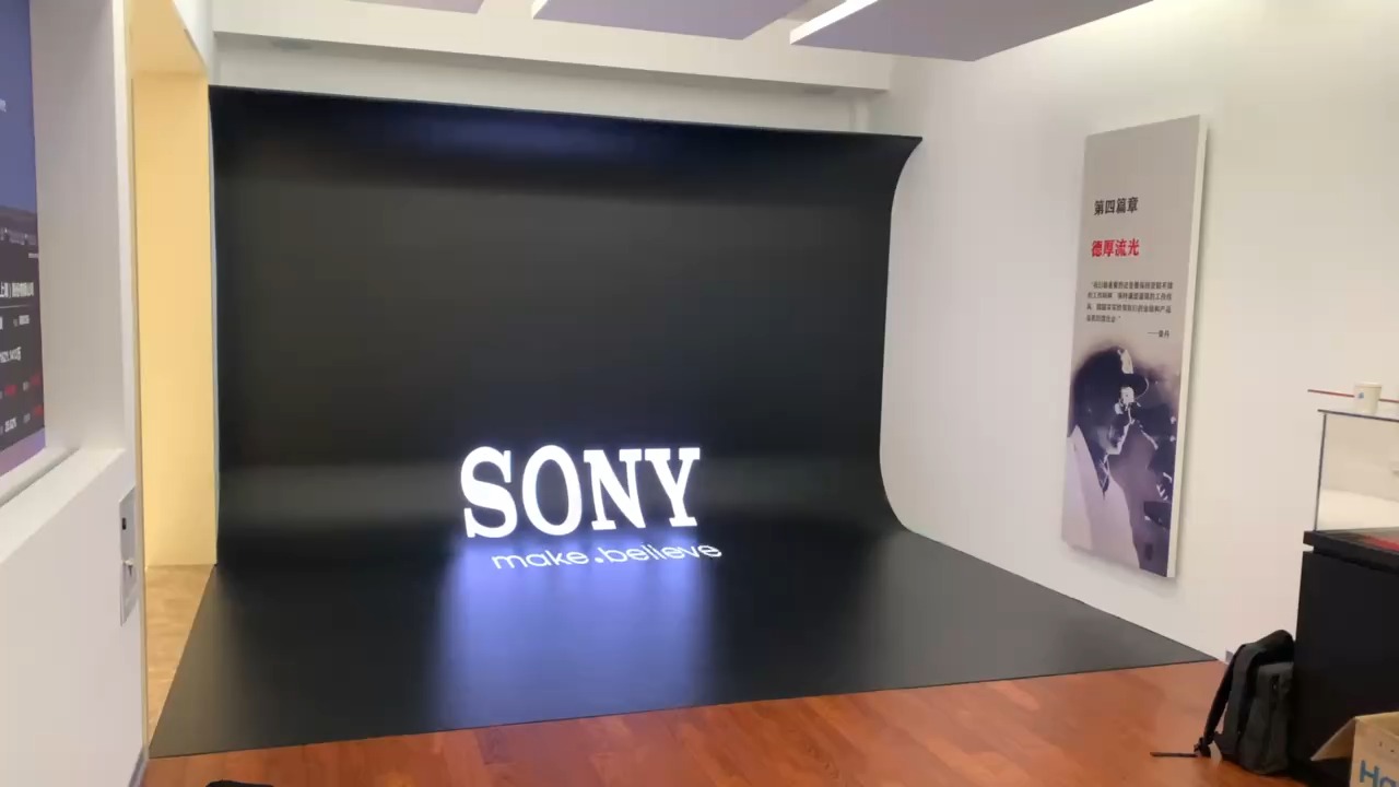 Indoor 360 Degree Curved Round LED Display P1.875 P2 P2.5 Soft LED Panel High Refresh Rate Flexible LED Screen For Trade show 1
