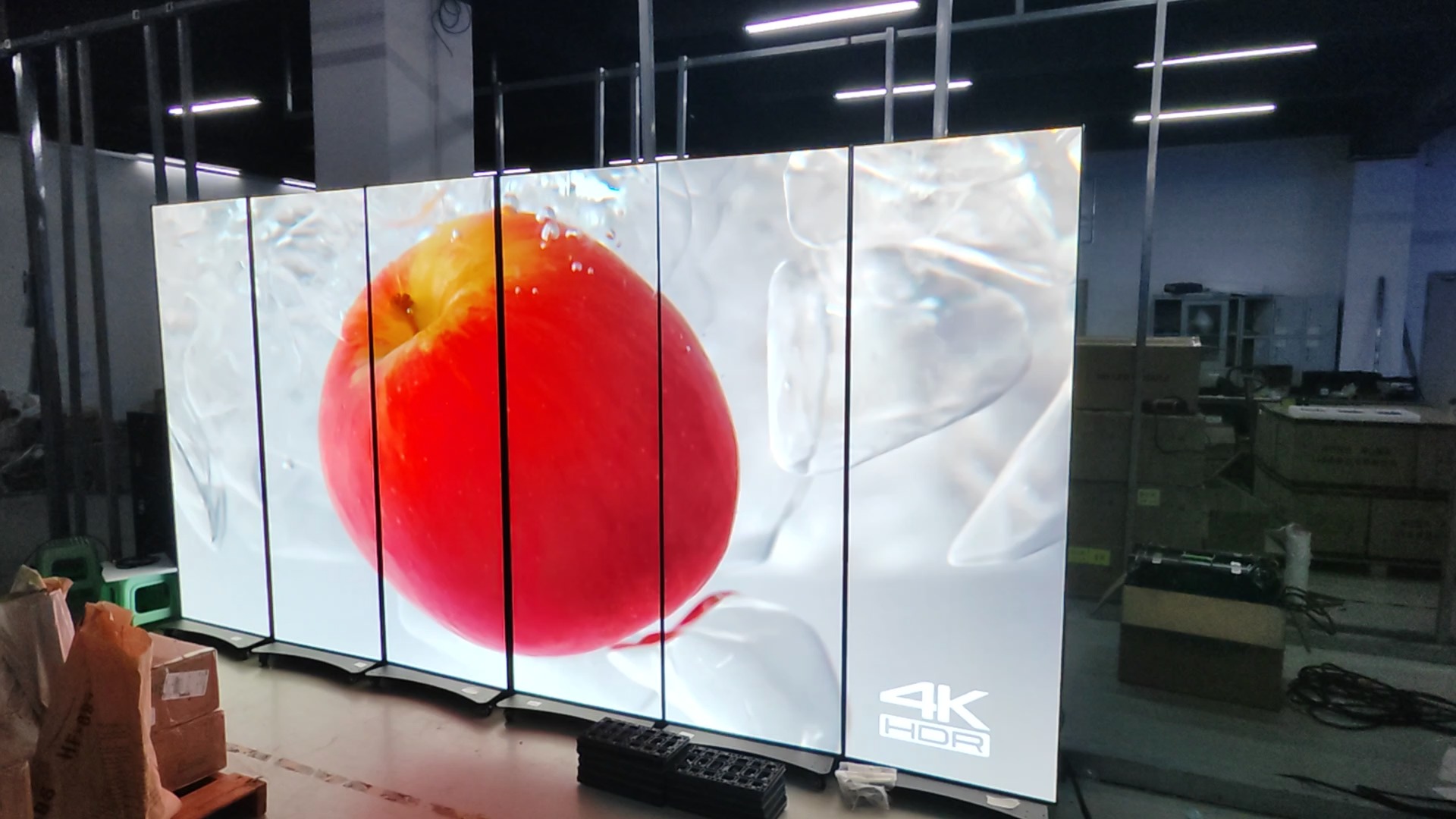 スマートLEDポスターディスプレイ：ダイナミックな屋内および屋外広告の究極のソリューション