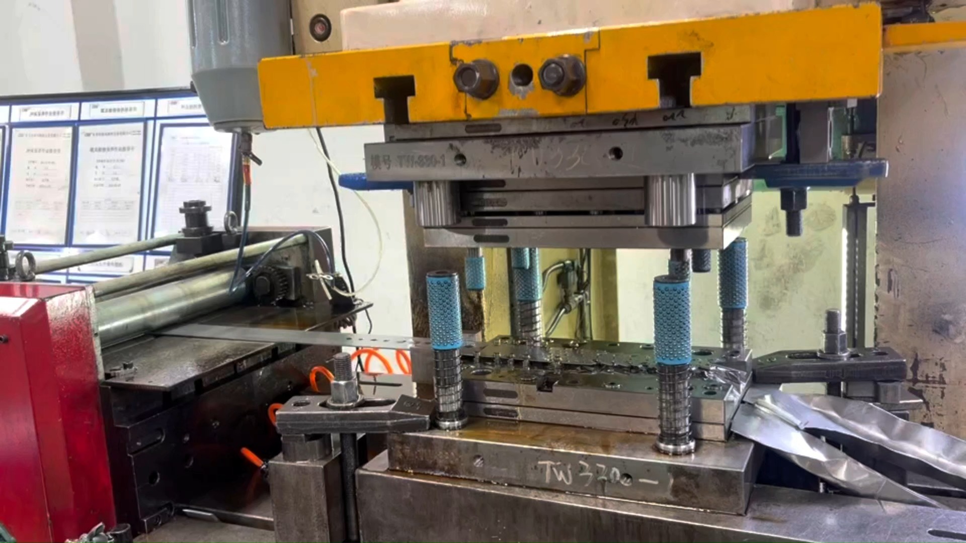 JSJM Precision Progressive Stamping Die | Automated Metal Component Production