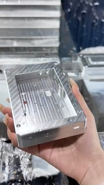JSJM Boîtier dissipateur thermique en aluminium usiné CNC haute précision ISO9001 | Boîtier pour équipement électronique
