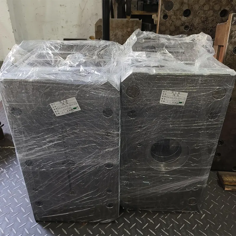 Topmould Base Design for Industrial 3