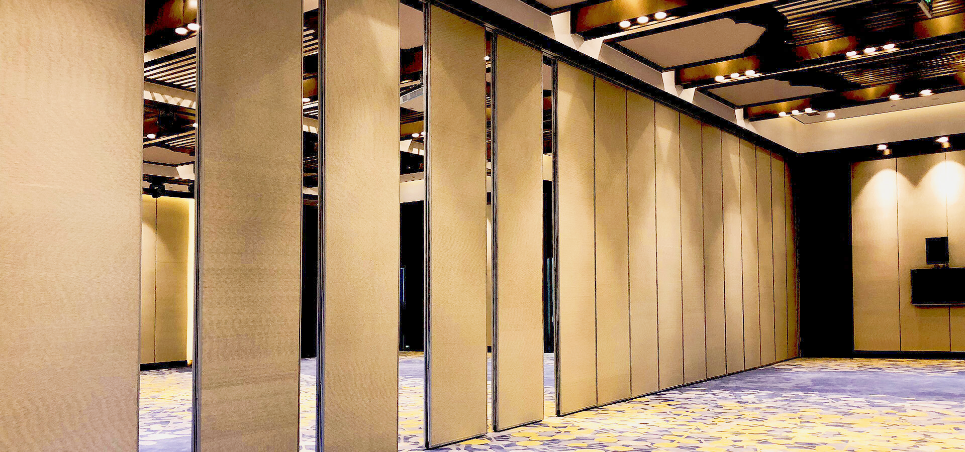 custom partition walls