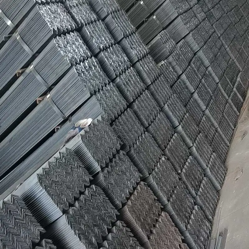 Steel Pipes Manufacturer Equal:20*20mm-250*250mmUnequal:25*16mm-200*125mm - - HengHui Steel 4