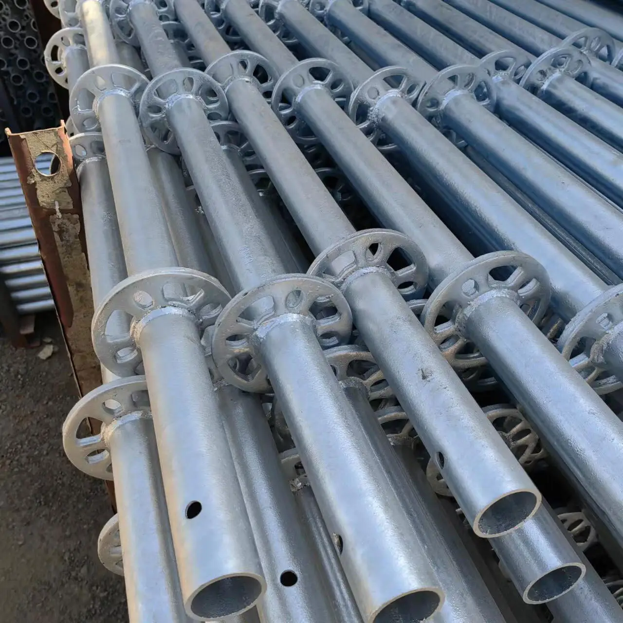 Scaffolding Systems T/T - - HengHui Steel 5