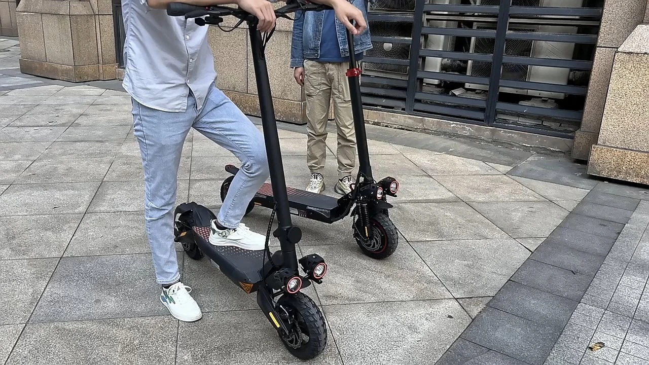 Összecsukható elektromos robogó T8 Single Motor 800W 1