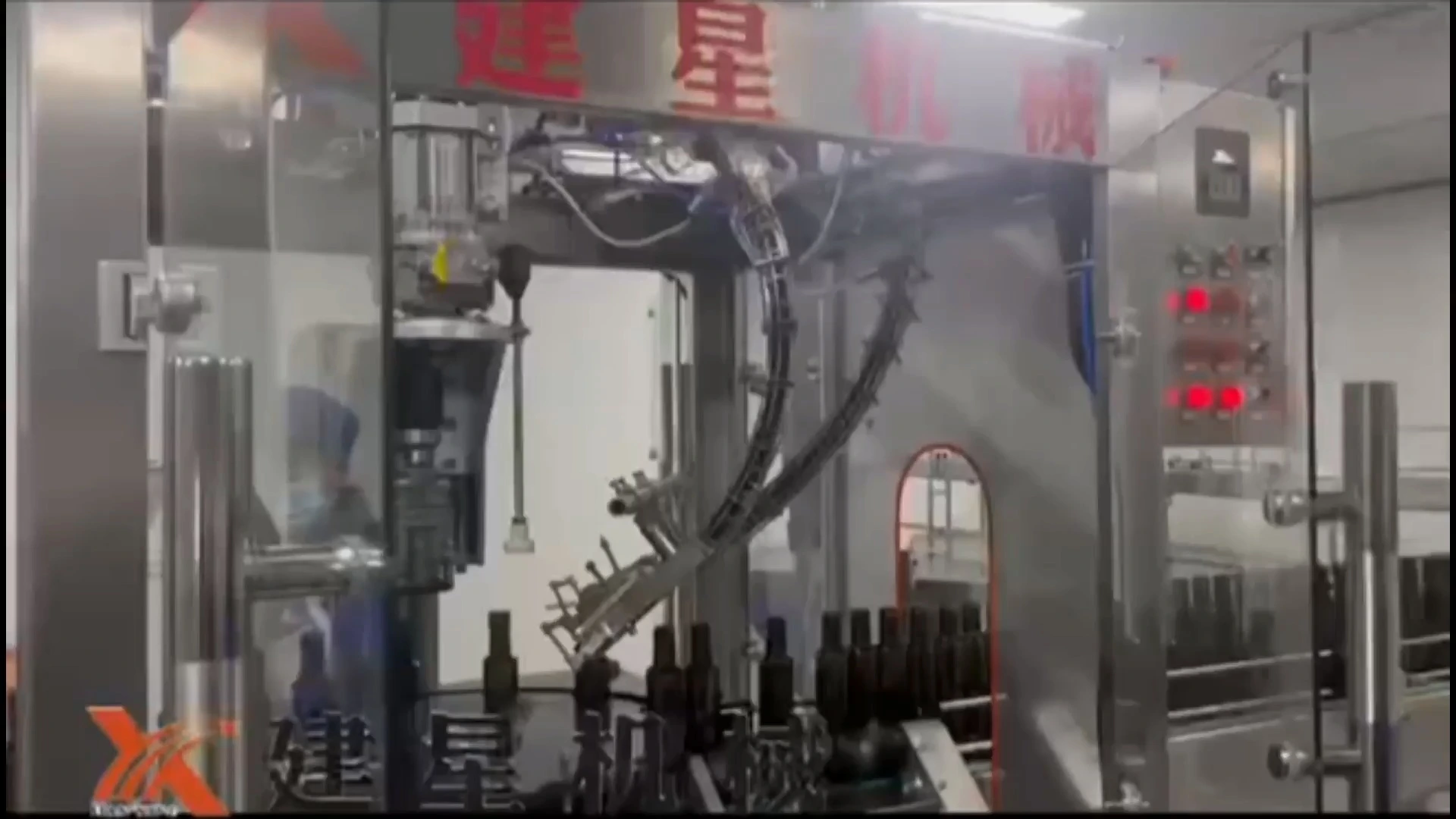 Automatic Capping Equipment Locking Capper With Cap Elevator And Cap Sorter 1
