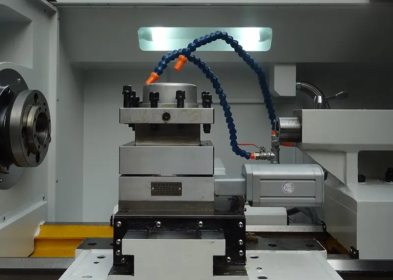 Heavy Duty Lathe Machine Price 630mm by SOUTH Lathe 4