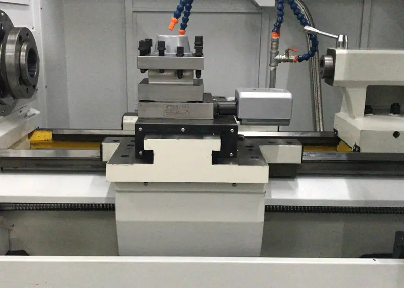 Heavy Duty Lathe Machine Price 630mm by SOUTH Lathe 6