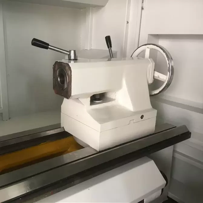420mm swing over bed CNC lathe –2000mm machining length 1