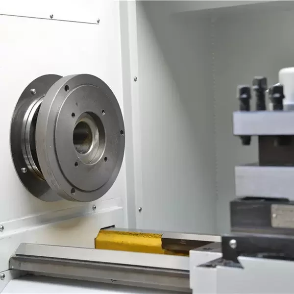 800mm swing over bed CNC lathe –2000mm machining length 1