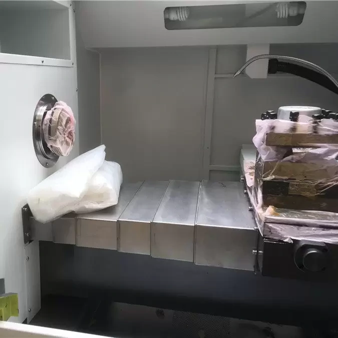 560mm swing over bed CNC lathe –1500mm machining length 1