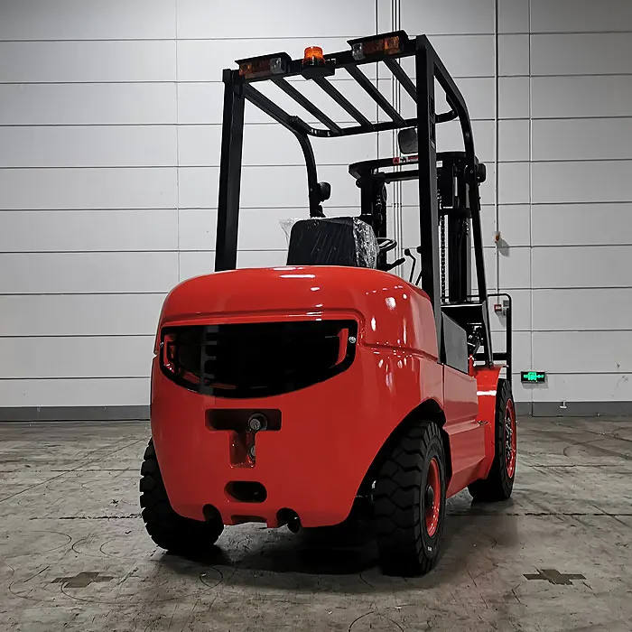 2.5 Ton Hydraulic Diesel Forklift Lifting Height 4800mm With Xinchai Engine 5