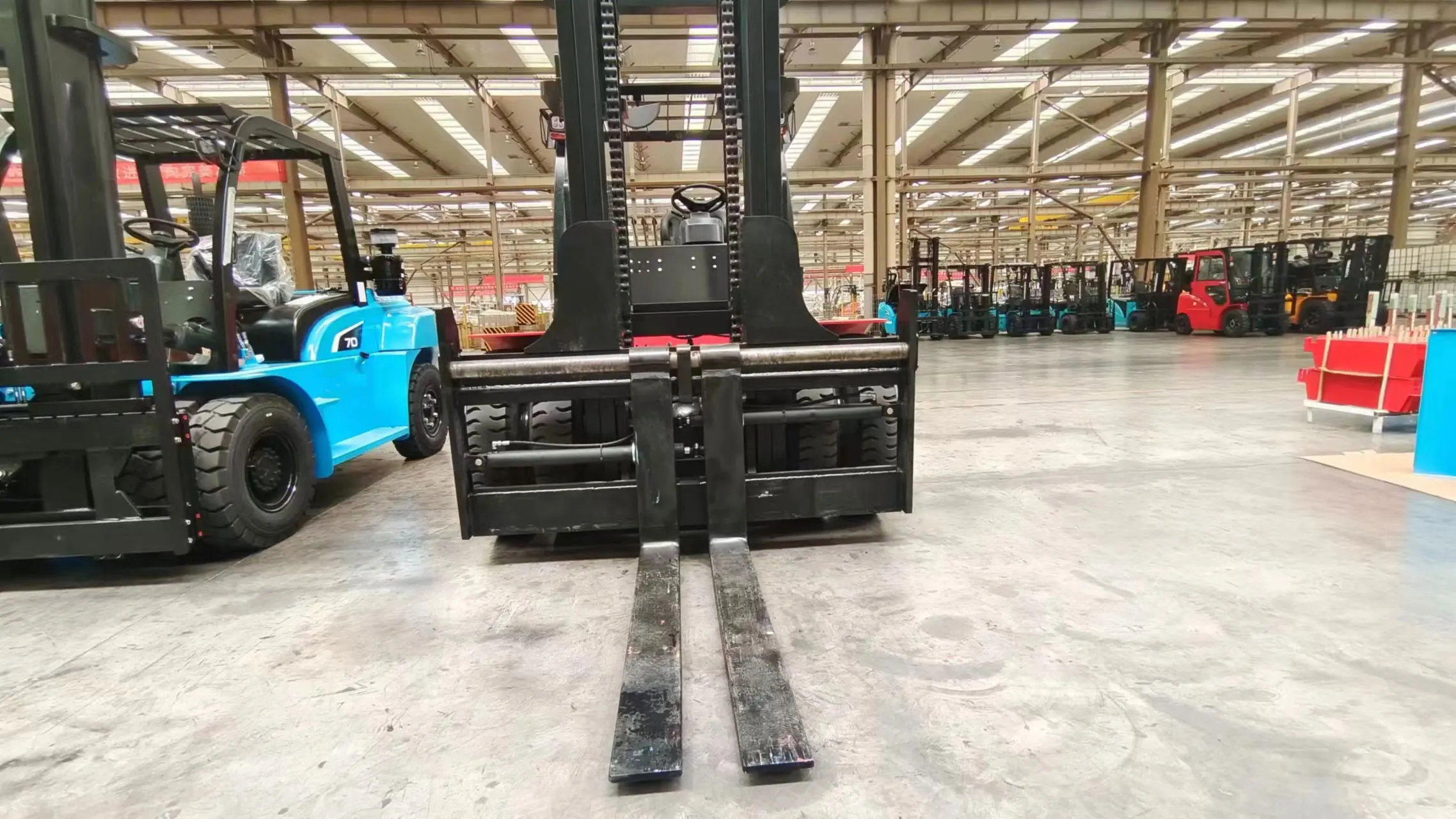 Vlift 8ton Hydraulic Diesel Forklift Lifting Height 4m 4