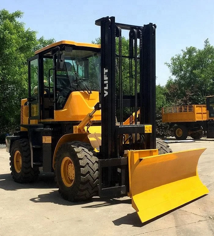 4 Ton Rough Terrain Forklift With Snow Shovel 3