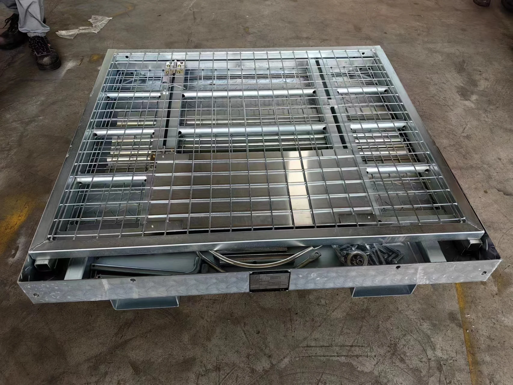 2ton Vlift Hot Sale Type Wp-g Work Platform/mancage 4