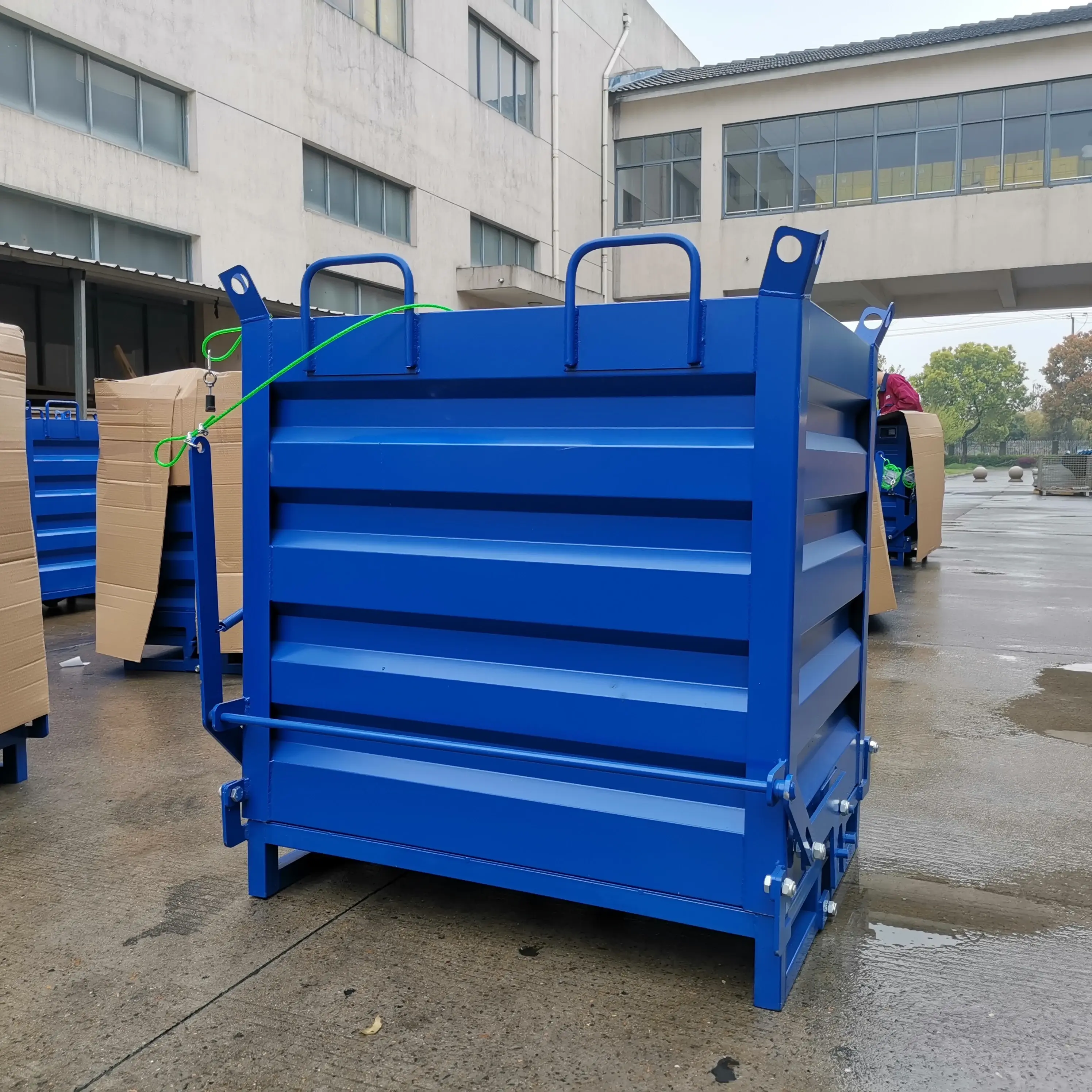 Steel Dumping Hopper New Product 2023 by VLIFT 3