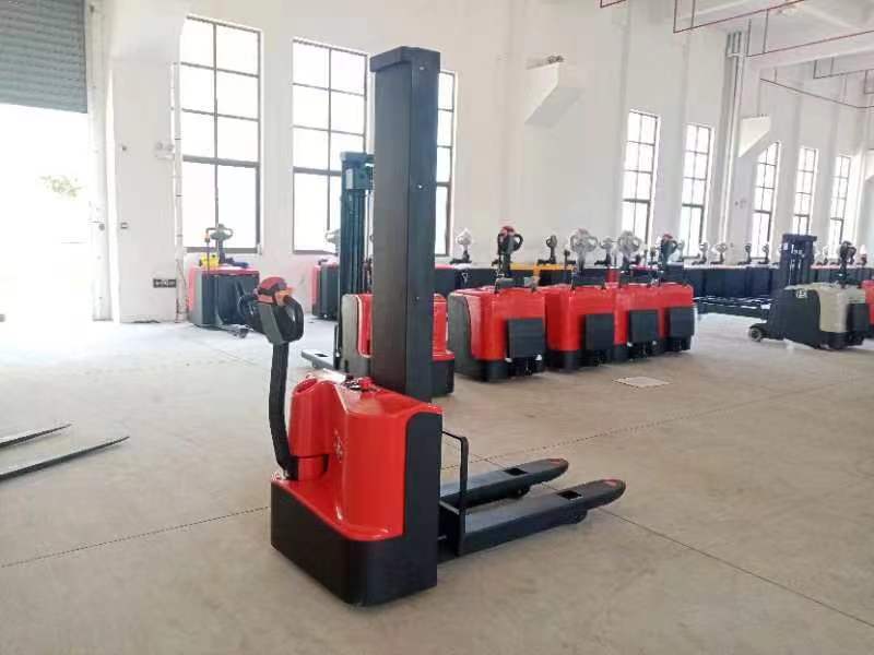 VLIFT 1.2 ton electric stacker lifting height 1520MM（VS12-12) Electric Pallet Stacker For Sale 2