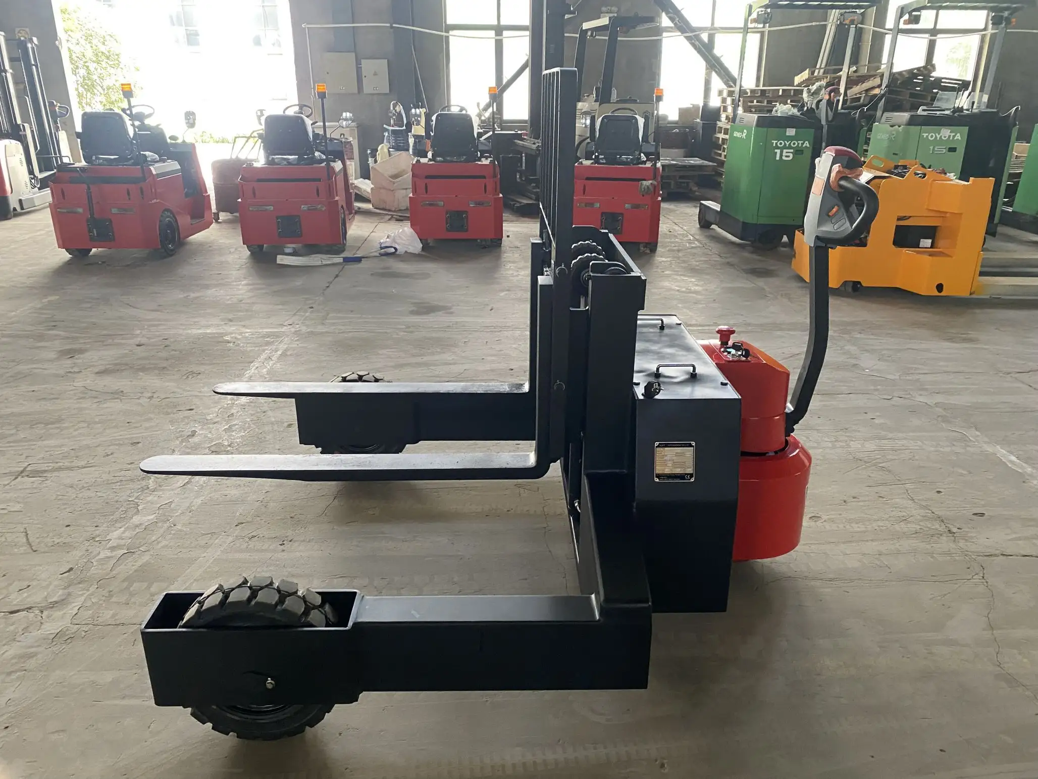 Powered Pallet Truck VLIFT by VLIFT 4