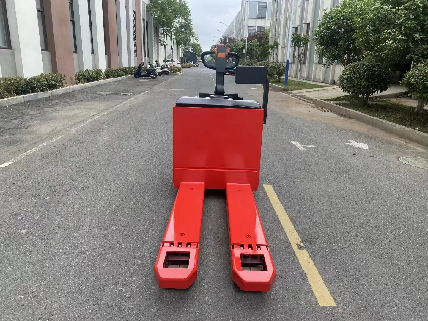 Motorized Hand Truck VBD50 by VLIFT 6
