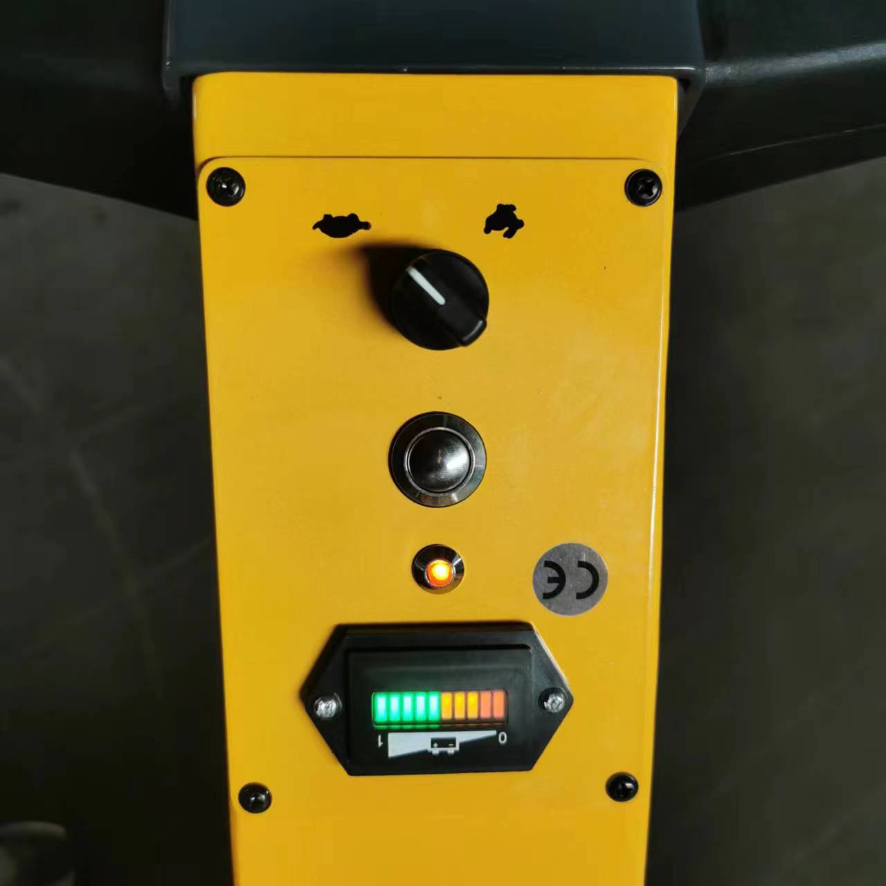 Тяжелый тягач VLIFT грузоподъемностью 2,5–3,5 тонны 8