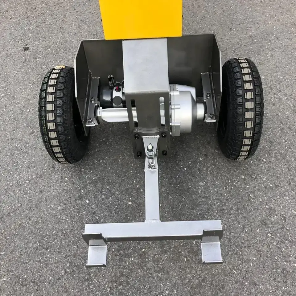 Tow Tractor Electric 24V 2A by VLIFT 3