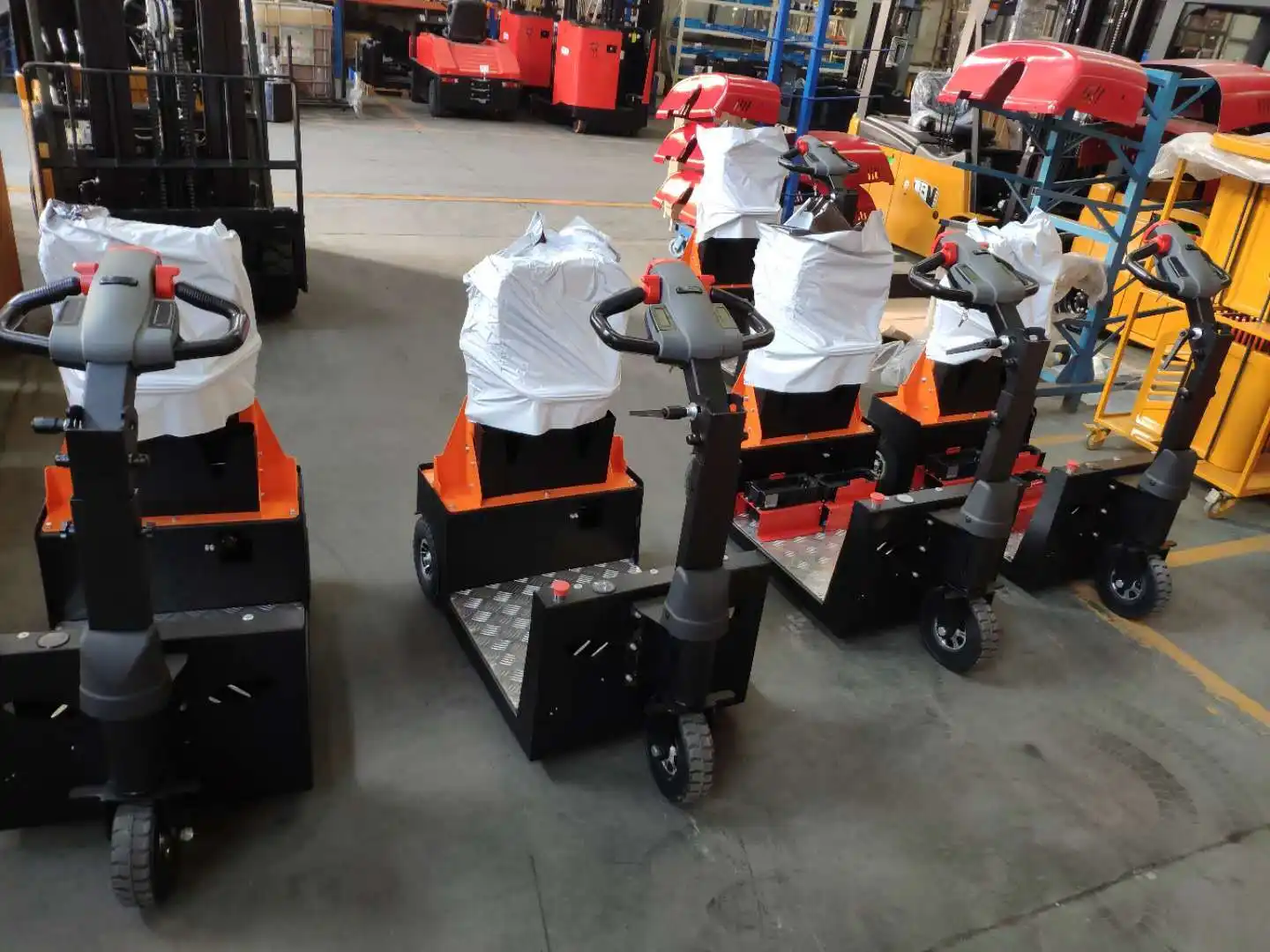 Automated Tow Tractor VLIFT by VLIFT 6
