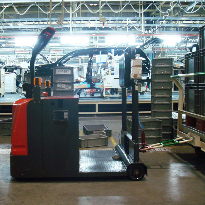 Warehouse Tow Tractor VTG30 - - VLIFT 4