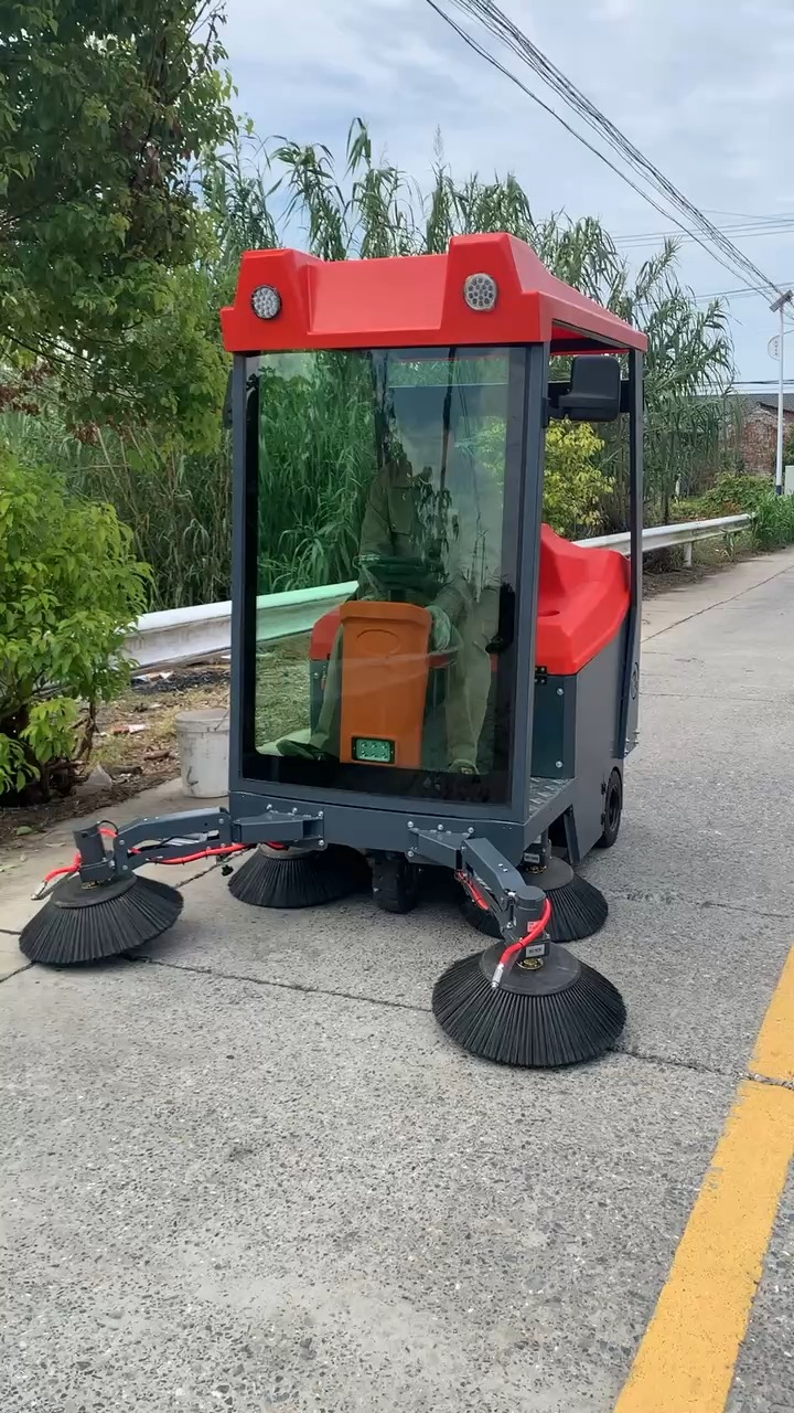 VLIFT Enclosed Ride-On Sweeper C13 1