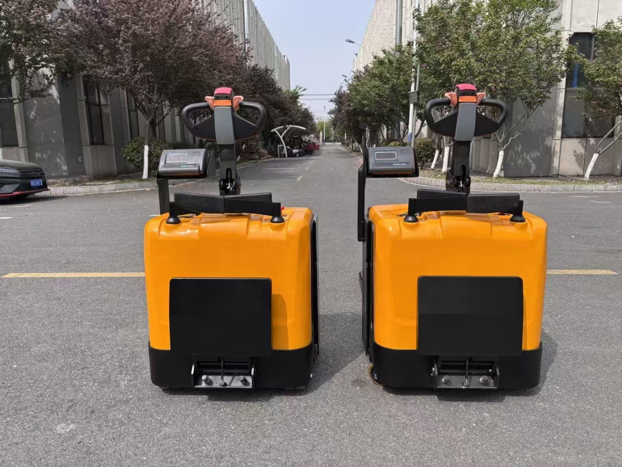 Industrial Electronic Scale Pallet Truck - Weight Measurement and Material Handling Solution 2