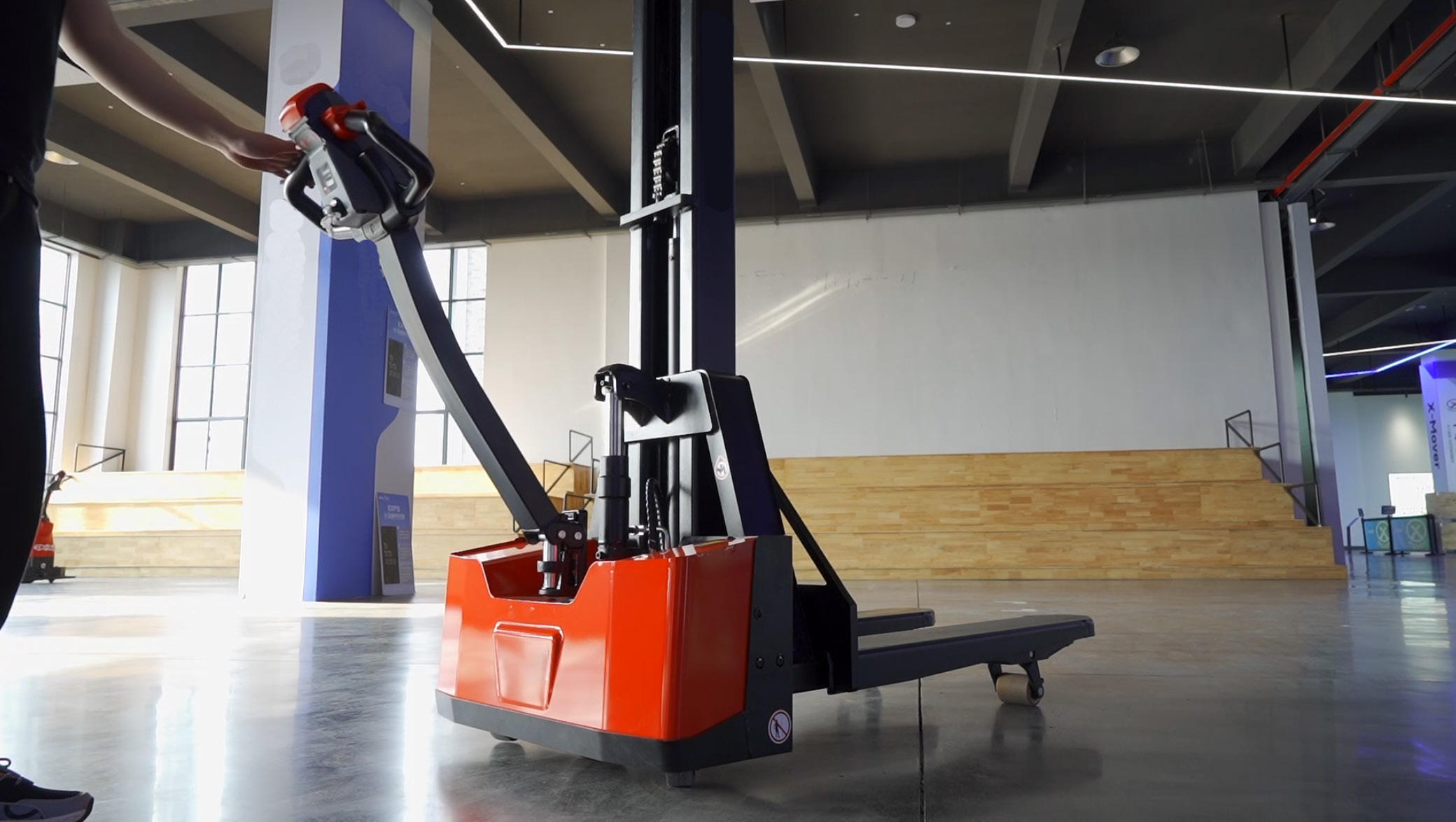 VLIFT VPT15IM High Efficiency&Adaptability Dual-Lift Fork Electric Handler  Electric Pallet Truck 4