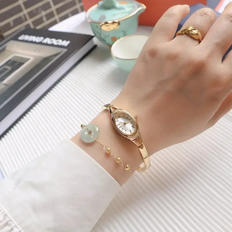 Women's Quartz Watch Custom -Made - - Nifer ดู 3