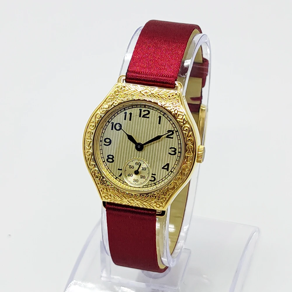 Nuovo orologio da donna semplice e di alta qualità Orologio da donna al quarzo moda e tempo libero 1