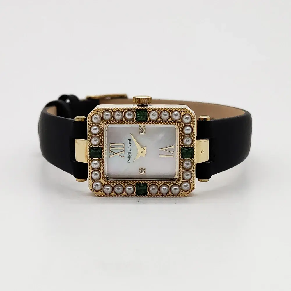 For Engineering and Design Vintage Quartz Ladies Watch Organic Glass Mirror Surface by Nifer Watch 3