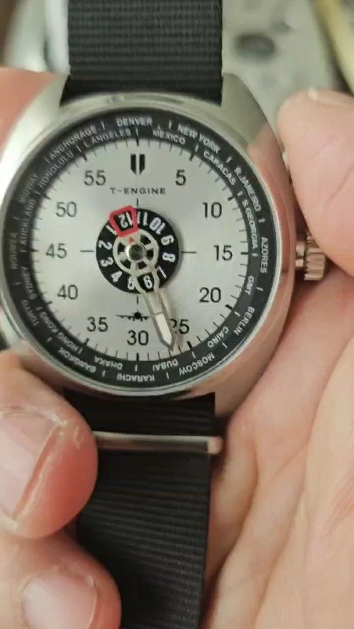 Reloj mecánico de moda, resistente al agua, de cuarzo, de alta calidad, venta al por mayor, reloj con movimiento de caja de cambios especializado 1