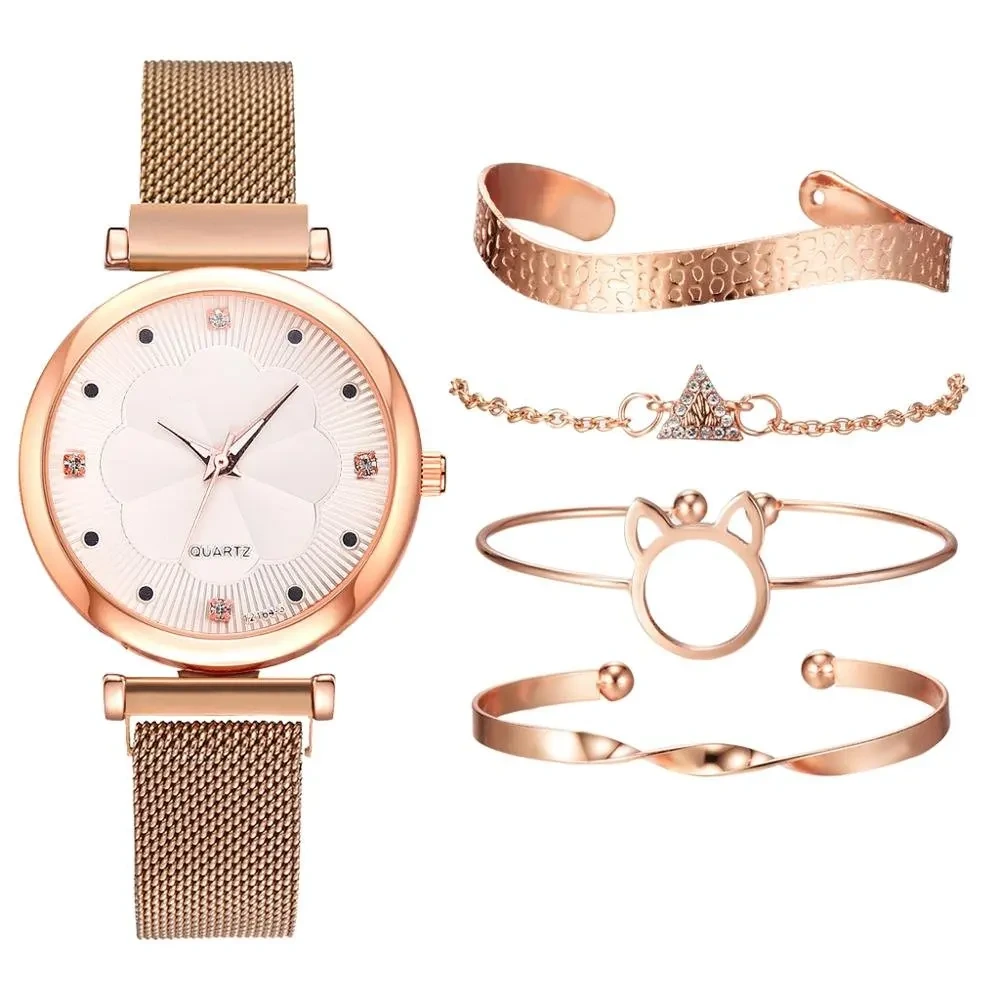 Free Sample Fashion Women Watches Magnet Buckle Flower Rhinestone Ladies Quartz Bracelet Set Watch 1