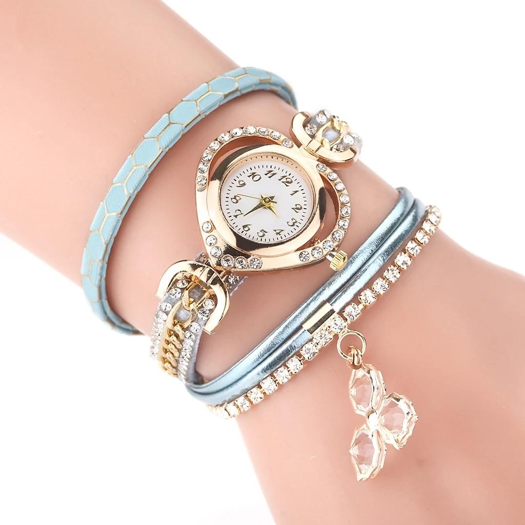 Campione gratuito Orologi da regalo quadrati con orologio da polso da donna con cinturino a forma di cuore con strass a forma di cuore 1