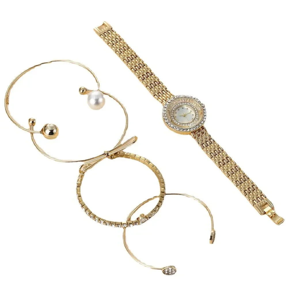 Kostenlose Probe Freizeit Trend vielseitige Mode Diamant Temperament Stahlband Quarzuhr Set Geschenkuhren 1