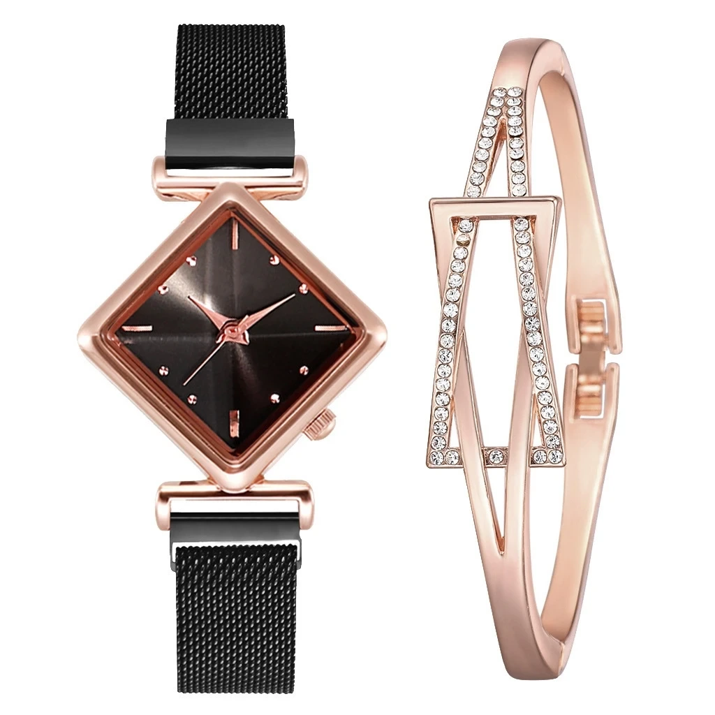 Free Sample Women's Delicate Wristwatch Bracelet Pointer Leisure Quartz Watch Ladies Holiday Gift Watches 1