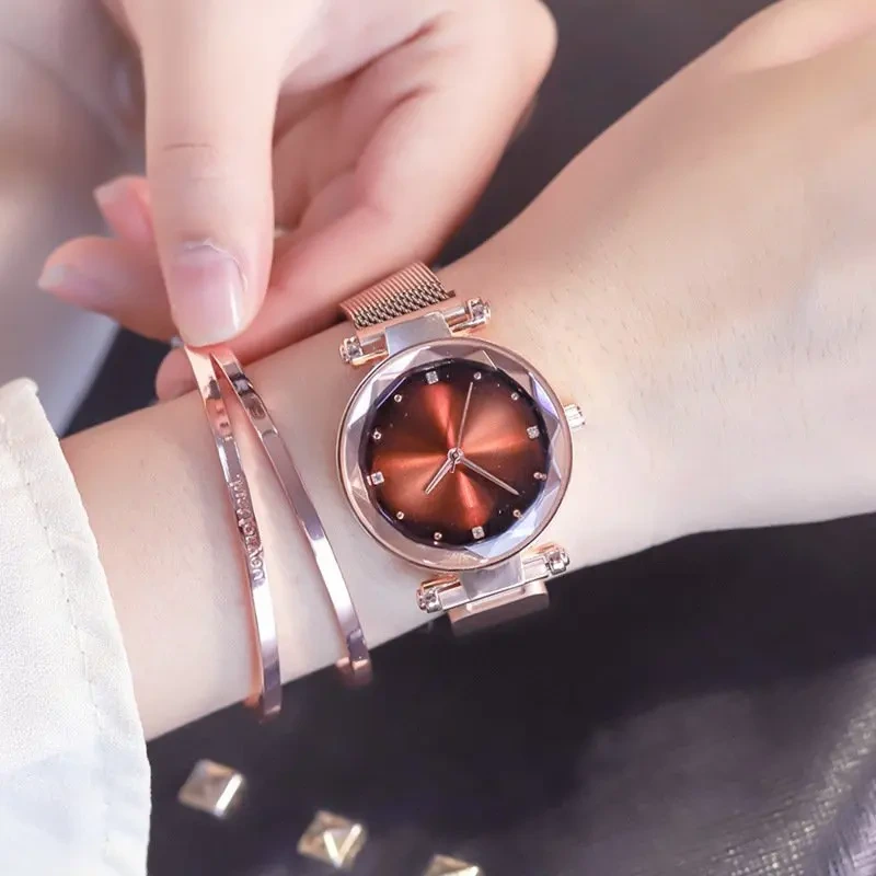 Free Sample New Design Unique Creative Band Women Quartz Watches Ladies Gift Exquisite Wristwatches 1