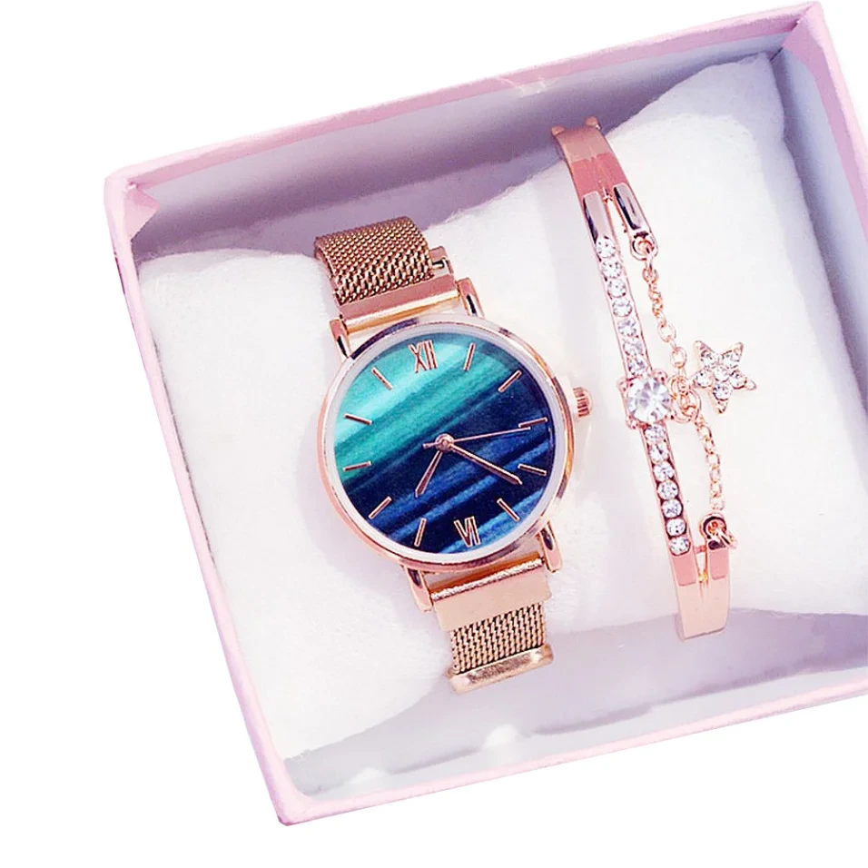 Muestra gratis, nuevo reloj de cuarzo creativo a la moda para mujer, conjunto de pulsera para estudiantes, relojes con placa de esfera con personalidad 1