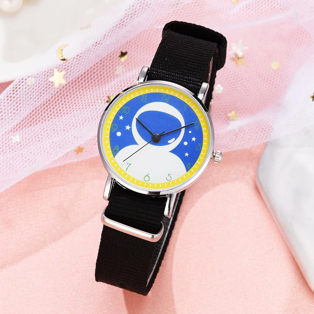 Échantillon gratuit nouvelles femmes tricot bande cadran numérique Bracelet montres dames décontracté Simple cadeau montres 5