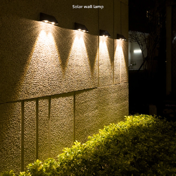 Lampu Dinding Tenaga Surya Tahan Air Outdoor Taman Pagar Lampu Dinding 2LED Led Solar Halaman Lampu Sorot Luminescent 1