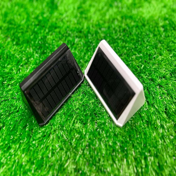 Solar fence light-5.jpg