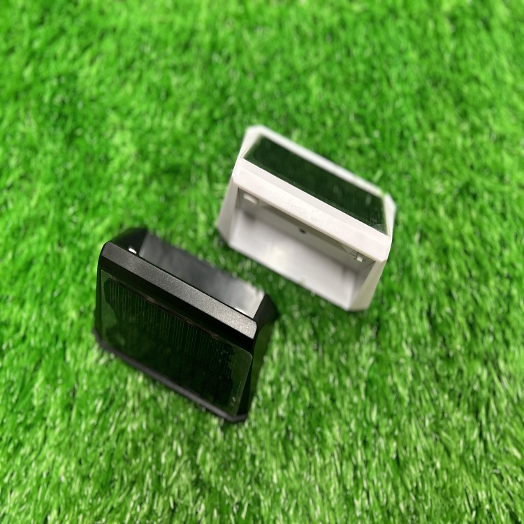 Solar fence light-1.jpg