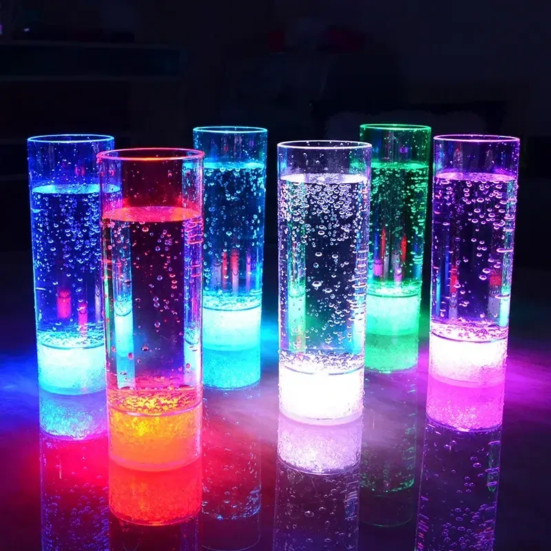 Producător din China Cupă de petrecere personalizată 400 ml PS de calitate alimentară ceașcă lungă intermitentă colorată Baterie înlocuibilă de băut Hihgball 1