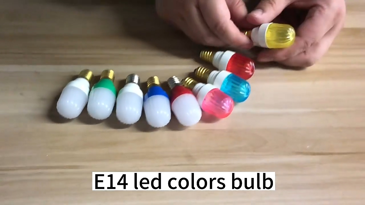 CE Memperhiasi Bohlam 24V E14 T25 Bola Golf Warna-warni 1W E14 Lampu Led IP44 Outdoor Natal Dekorasi Lampu 40 220V Plastik 1