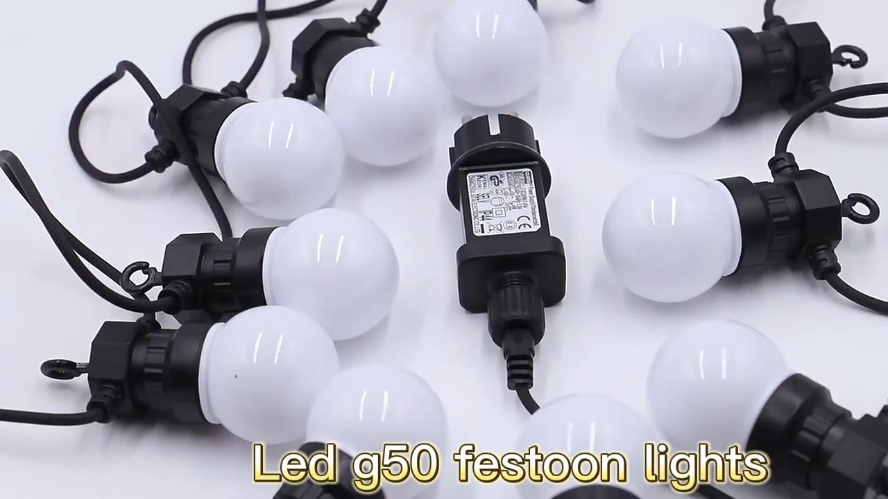 wendadeco dekorasi natal string Luar LED G50 String Cahaya Tahan Air memperhiasi Pencahayaan untuk Halaman Belakang 1