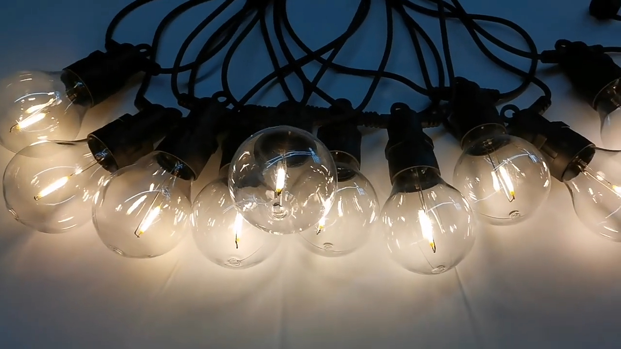 Tegangan Rendah Kualitas Tinggi Tahan Air A19 String Lampu Outdoor Hangat Putih Festoon Lampu Natal LED A19 Festooning 1